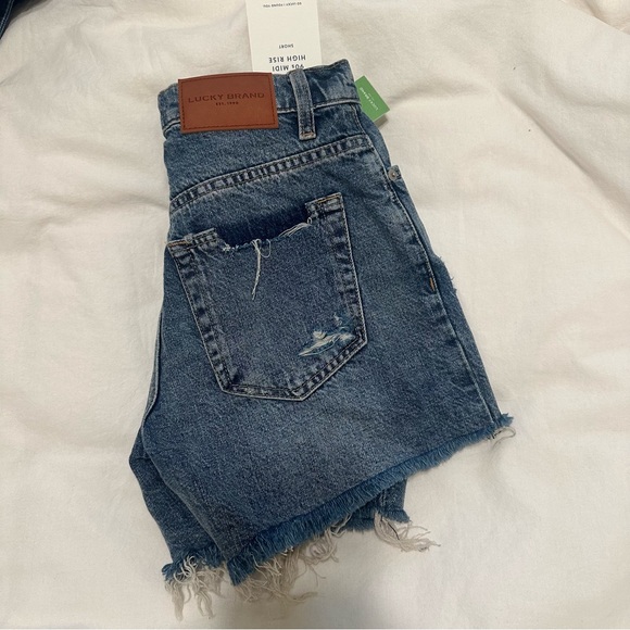 Lucky 90's Midi High Rise Short - Picture 4 of 8